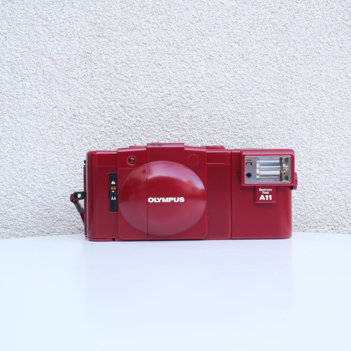 Olympus XA2