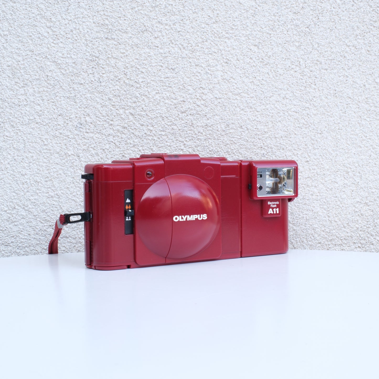 Olympus XA2