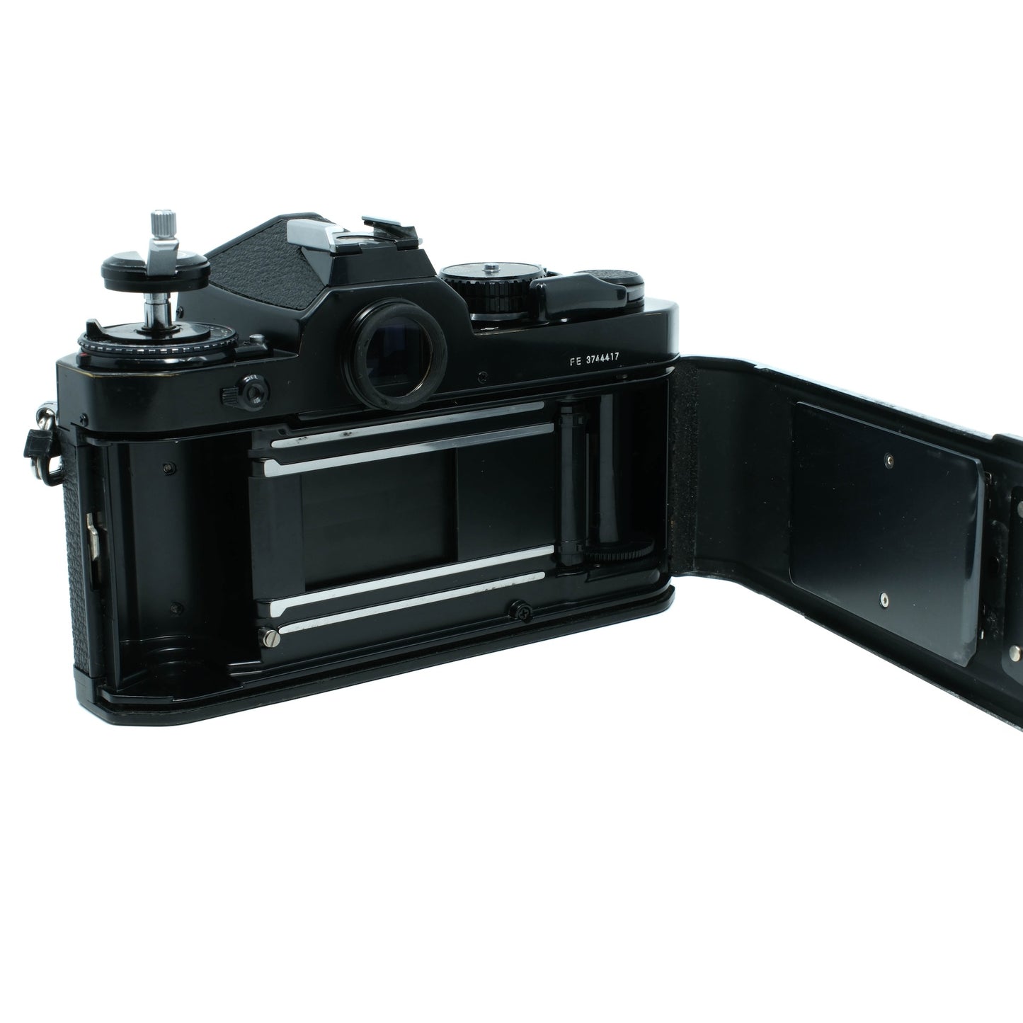 Nikon FE Black + 50mm f/1.8 lens