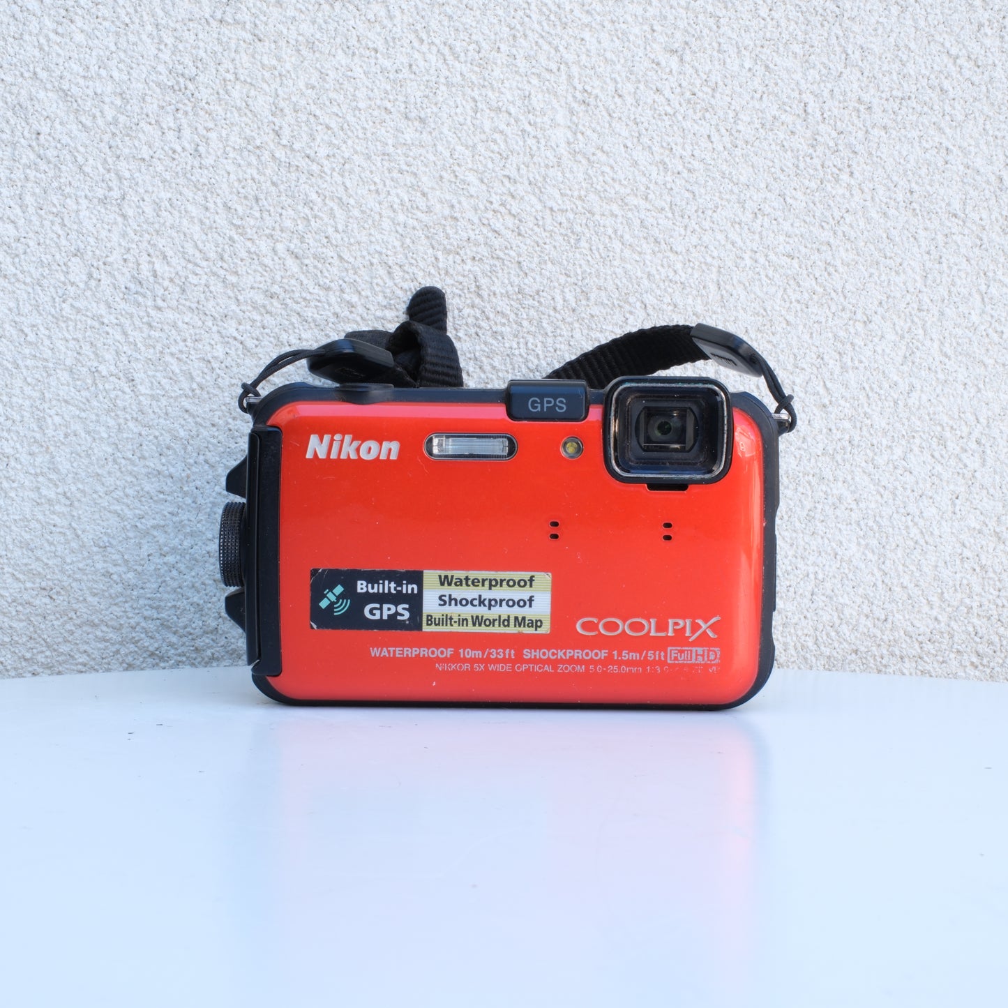 Nikon Coolpix AW100 (waterproof)