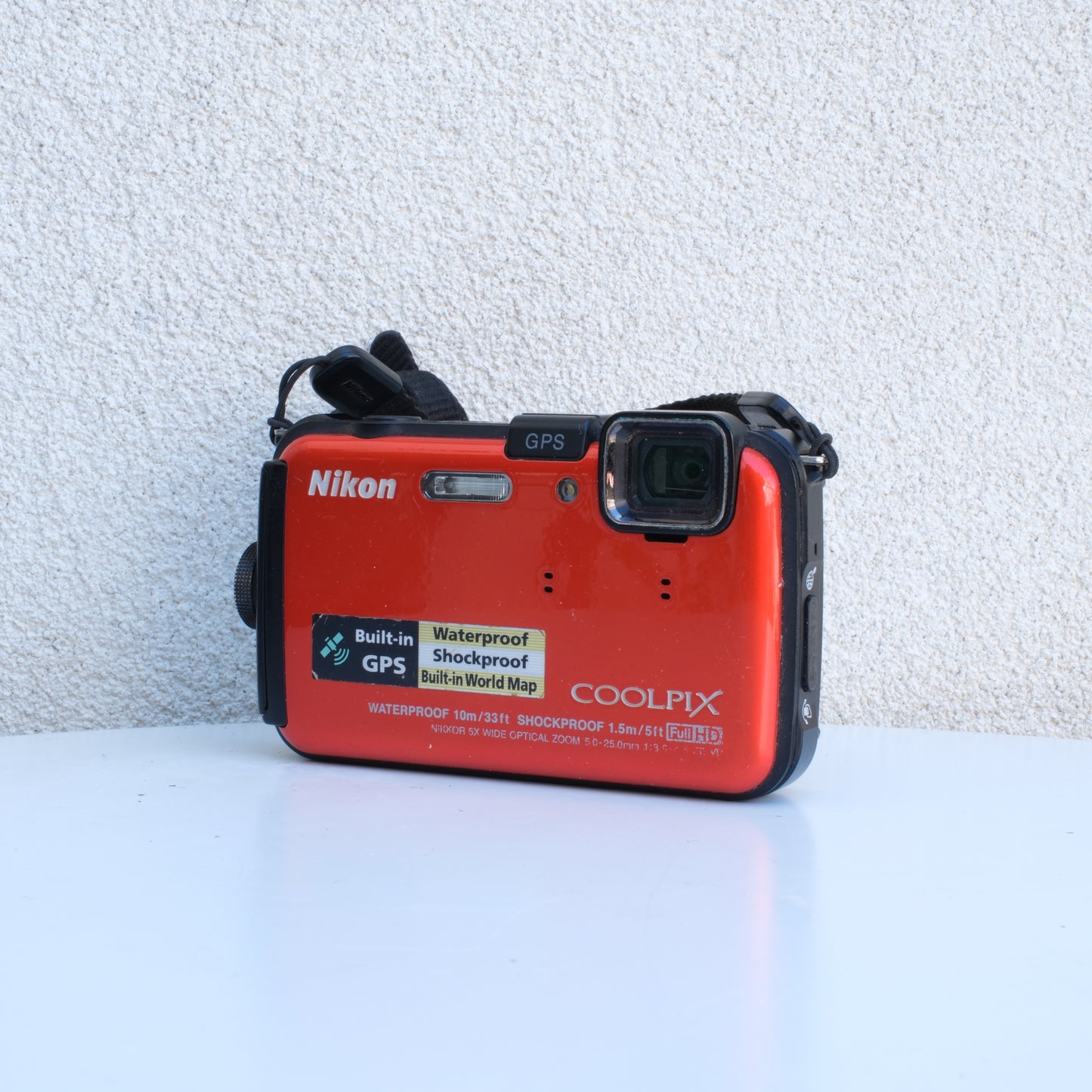 Nikon Coolpix AW100 (waterproof)