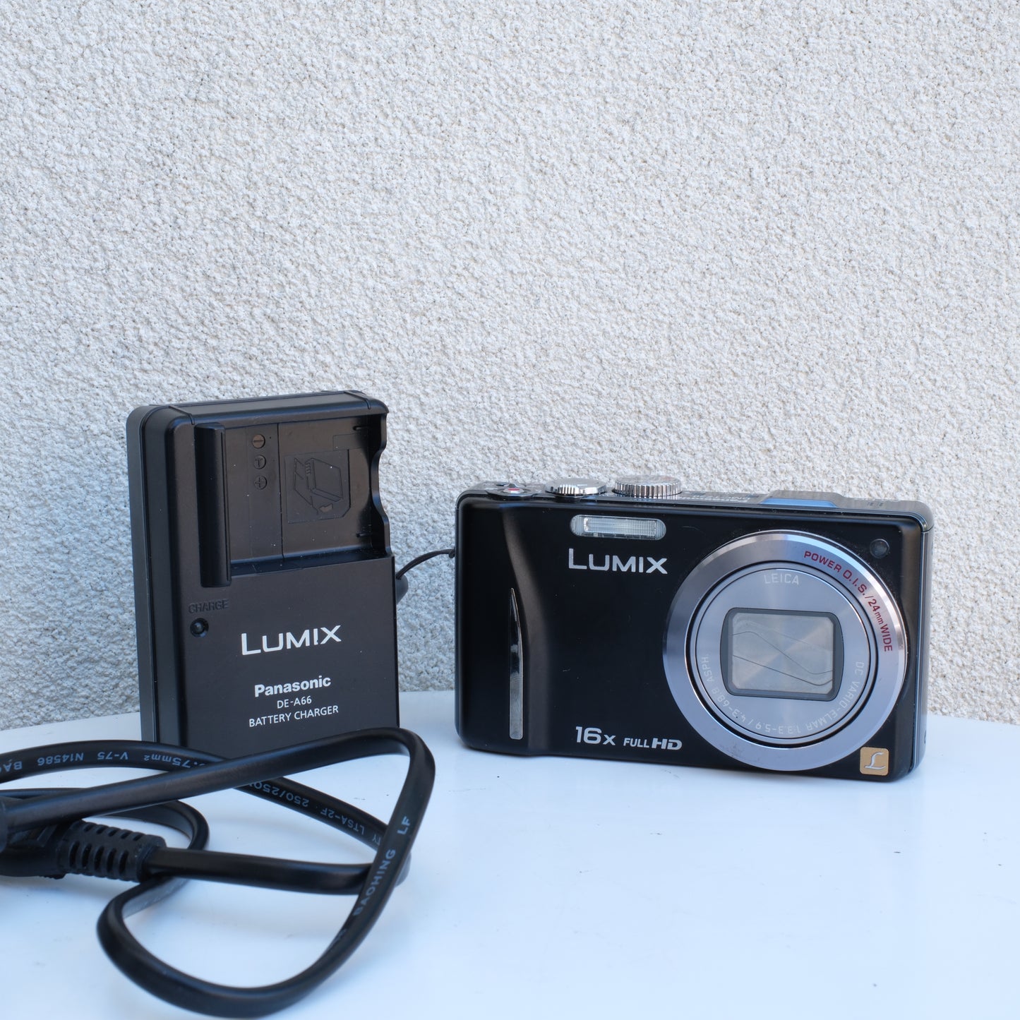 Panasonic LUMIX DMC-TZ20