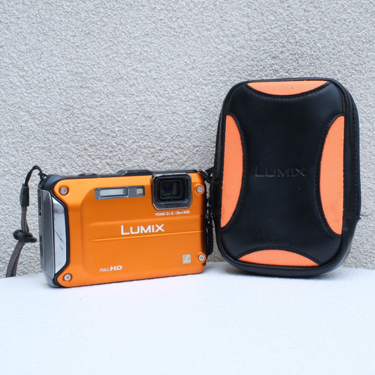 Panasonic LUMIX FT3 (Waterproof)