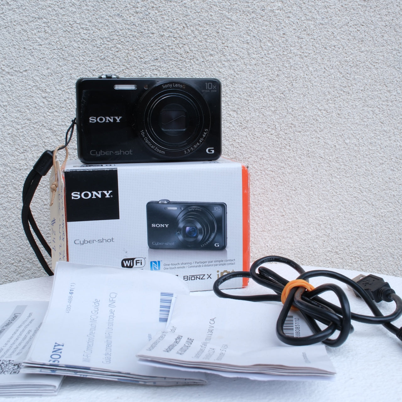 Sony Cybershot DSC-WX220 (black)