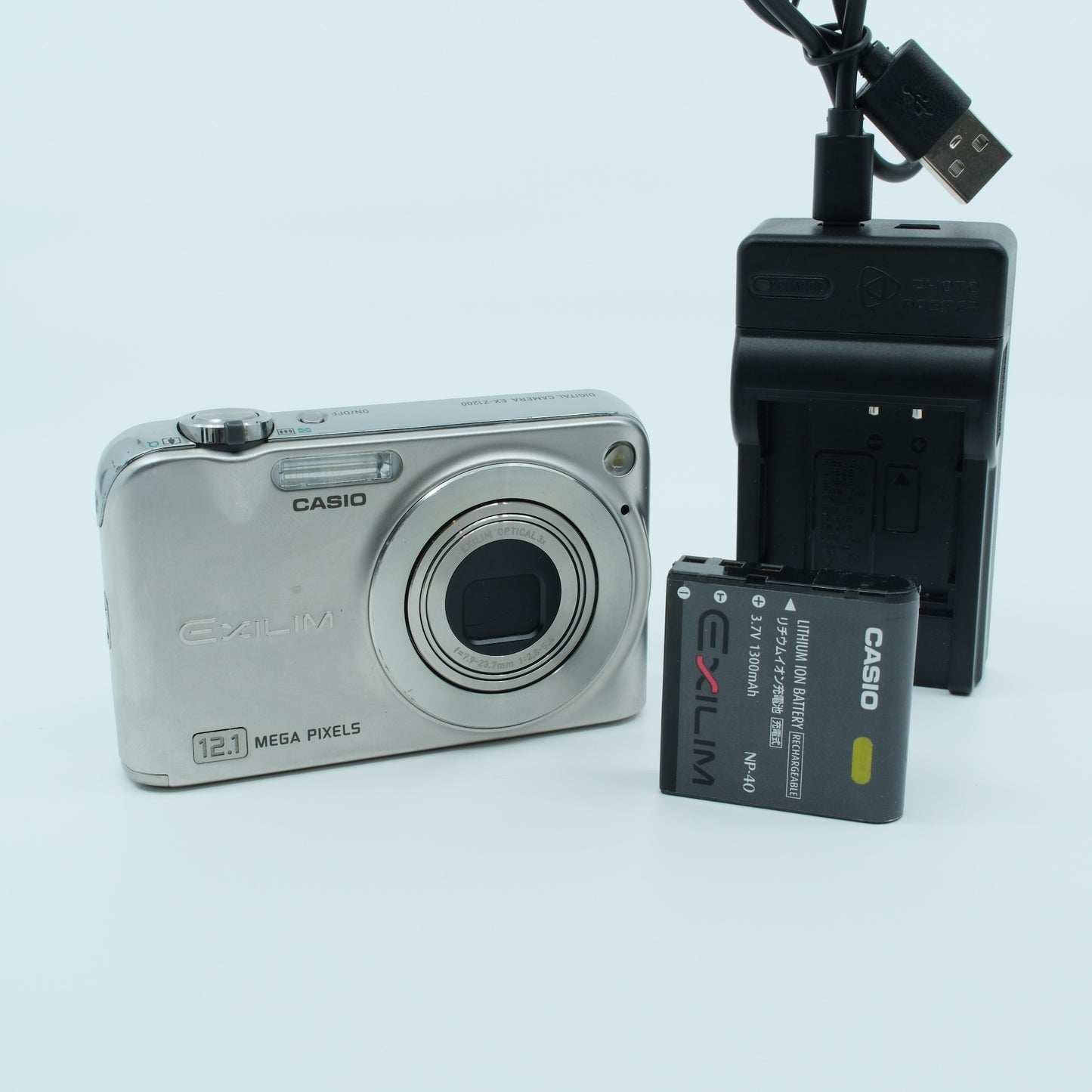 Casio EXILIM Z1200 (silver)