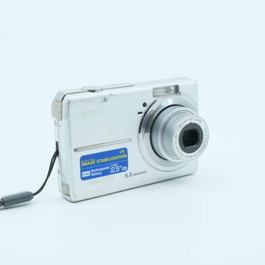 Olympus FE-190 (silver)