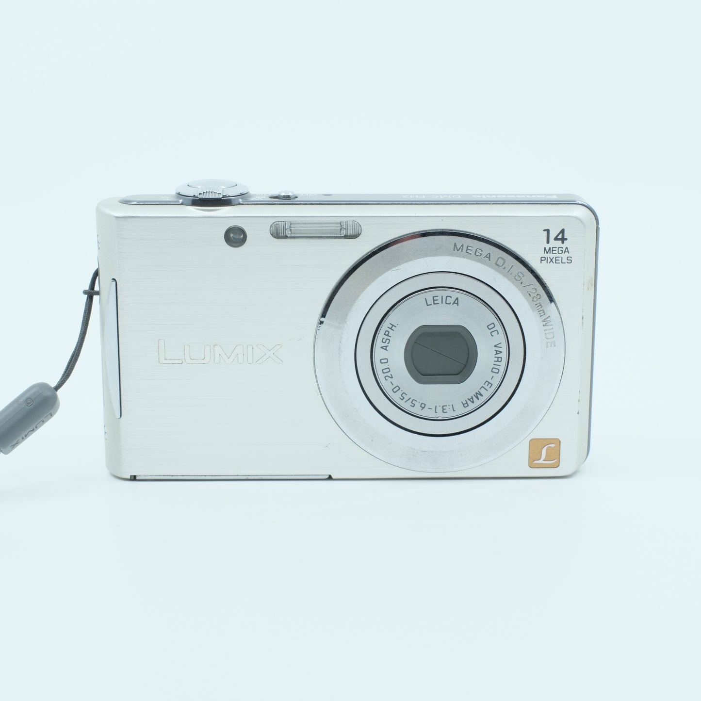 Panasonic LUMIX DMC-FH2 (Silver)