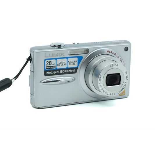 Panasonic LUMIX DMC-FX30 (Silver)