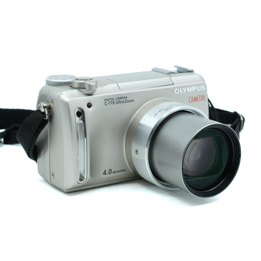 Olympus Camedia C-770 Ultra Zoom (Silver)