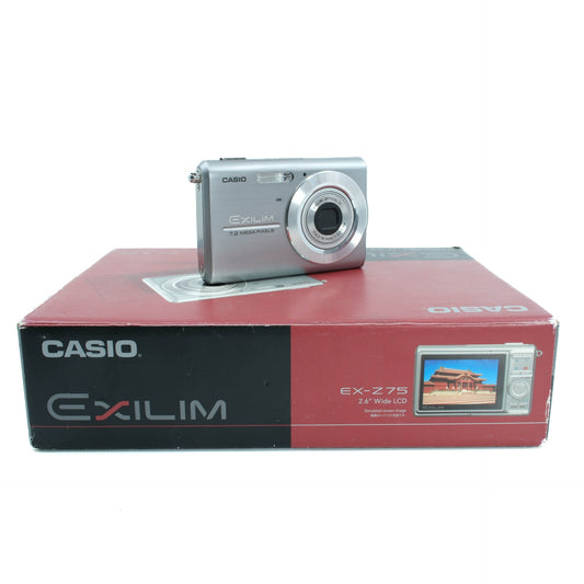 Casio EXILIM EX-Z75 (Silver)