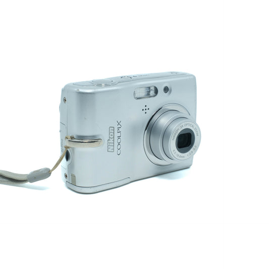 Nikon Coolpix L10 (Silver)