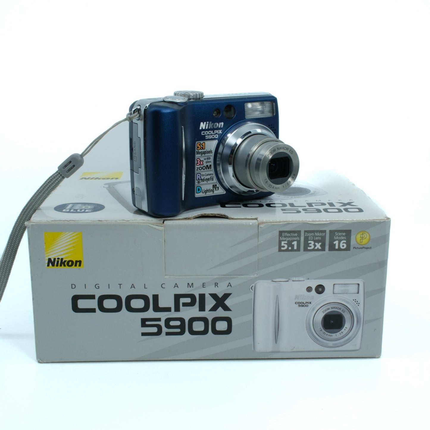 Nikon Coolpix E5900 (Blue)