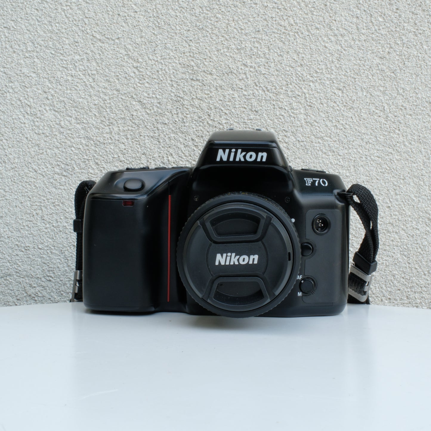 Nikon F70